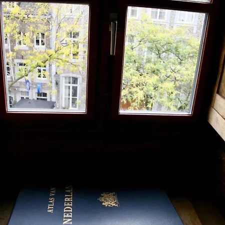 Au Lion D'or Bed & Breakfast